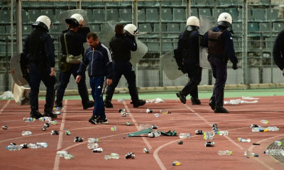 Super League: Αναβλήθηκε η απολογία Ολυμπιακού για τα επεισόδια στο Βόλο