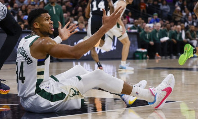 Αποδοκιμάστηκε ο Γιάννης Αντετοκούνμπο και οι Μπακς - «Το καταλαβαίνω, με γιούχαρα κι εγώ» (vid)