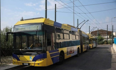 Μέσα Μαζικής Μεταφοράς: Μετακίνηση με τραπεζικές κάρτες και smartphones