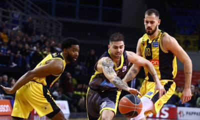 Basket League, ΑΕΚ - Άρης 91-93: Μεγάλο «διπλό» με Τολιόπουλο