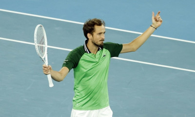 Australian Open: Στον τελικό ο Μεντβέντεφ - Τεράστια ανατροπή κόντρα στον Ζβέρεφ