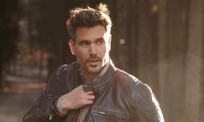 Η selfie του Λεβεντογιάννη με γνωστή τραγουδίστρια που δεν περιμέναμε