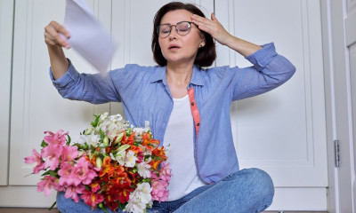 Εμμηνόπαυση: Ποιες γυναίκες κινδυνεύουν με καρδιοπάθεια και εγκεφαλικό