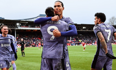 Premier League: Νίκη στο 90+9’ για τη Λίβερπουλ, εκνευρίστηκε ο Βαγγέλης Μαρινάκης