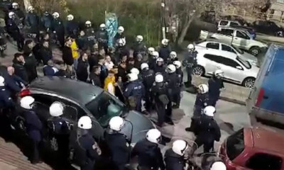 Λαμία - ΑΕΚ: Προσαγωγές οπαδών της Ένωσης που είδαν τον αγώνα από ταράτσες (video)