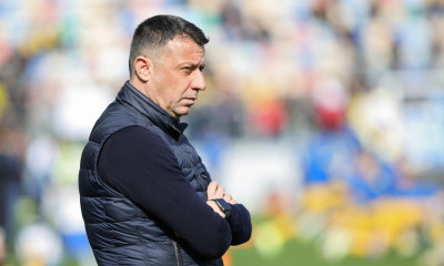 Λέτσε: Έδιωξε τον προπονητή της μετά την κουτουλιά σε αντίπαλο