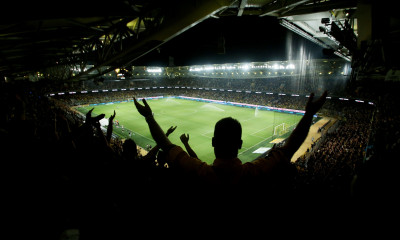 ΑΕΚ – Ολυμπιακός: Sold out στην «OPAP Arena» | Γιορτή με 30.000 σημαιάκια!