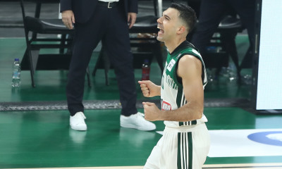 Παναθηναϊκός AKTOR - Ολυμπιακός 77-71: Ο Σλούκας… τελείωσε τους «ερυθρόλευκους»