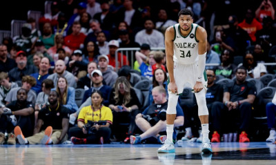 NBA: Προετοιμασία χωρίς Αντετοκούνμπο οι Μπακς για Πέισερς