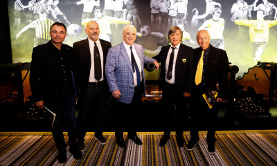 ΑΕΚ: Τρομερή ατάκα Μαύρου για το ομοίωμά του - «Τώρα του μοιάζω;» | Το βίντεο των εγκαινίων