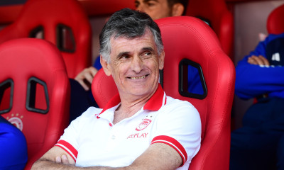 Ολυμπιακός: Το πλάνο Μεντιλίμπαρ για Άστον Βίλα - Πίστη για Super League,τελικό Conference League