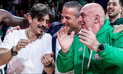 "Πάρης Δερμάνης αιώνια πιστός"