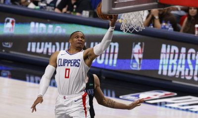 NBA: Μένει στους Κλίπερς ο Ουέστμπρουκ