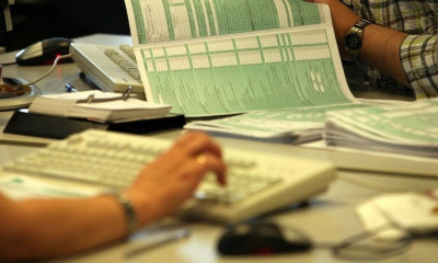 Δεν δίνεται παράταση για υποβολή φορολογικών δηλώσεων