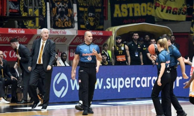 Ξέσπασε ο Σάκοτα: «Κάποιοι είναι επικίνδυνοι» - Βίντεο της ΑΕΚ με τις φάσεις που διαμαρτύρεται