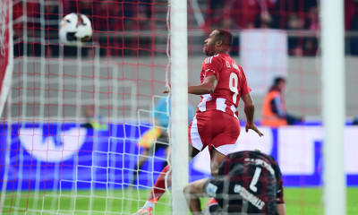 Ολυμπιακός - ΑΕΚ 4-1: Ξετύλιξε κάθε «κιτρινόμαυρο» δώρο κι έκανε πάρτι με Ελ Κααμπί!