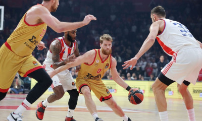 Ερυθρός Αστέρας – Ολυμπιακός 87-73: Ήττα με... κάτω τα χέρια στο Βελιγράδι