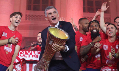 Ανασκόπηση 2024: Η άφιξη Μεντιλίμπαρ άλλαξε το ρου της ιστορίας του Ολυμπιακού και έγραψε ιστορία