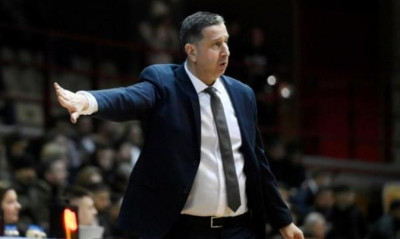 Μαρούσι: Τέλος ο Τακιανός, αναλαμβάνει ο Μπατής
