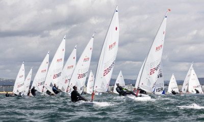 Ιστιοπλοΐα: Εντυπωσιακή εκκίνηση των Ελλήνων στο ILCA 6 Youth στην Πορτογαλία