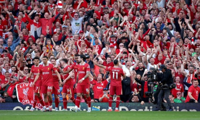 Premier League: «Μεθυσμένη πολιτεία» το Λίβερπουλ – Πήραν το 20ο πρωτάθλημα οι «reds»