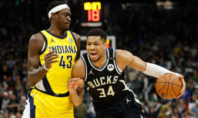 Γιάννης Αντετοκούνμπο: Τα highlights του από την αναμέτρηση των Μπακς με τους Πέισερς