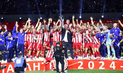 Ολυμπιακός: Πρωταθλητής Ελλάδας για 48η φορά - Η φιέστα και η απονομή του τίτλου