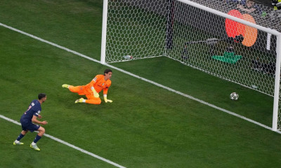 Τελικός Champions League, Παρί Σεν Ζερμέν - Ίντερ: Άνοιξε γρήγορα το σκορ ο Χακίμι