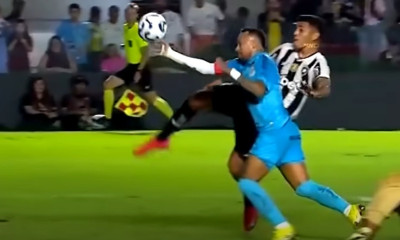 «Έκαψε» τη Σάντος ο Νεϊμάρ: Μιμήθηκε το… χέρι του Θεού κι είδε κόκκινη κάρτα - Δείτε βίντεο