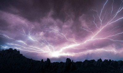 Καιρός: Έντονη κεραυνική δραστηριότητα το Σαββατοκύριακο - Ισχυρή προειδοποίηση Τσατραφύλλια