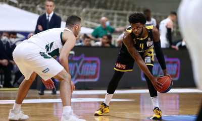 Μεταγραφές: Η ΑΕΚ πάει για διπλό «χτύπημα» με Ουίνστον και Μέικον