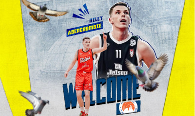 Ο Ράιλι Άμπερκρομπι στο Περιστέρι