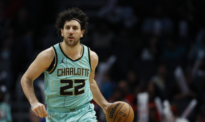 NBA: Επίσημο! Στους Μπακς του Αντετοκούνμπο ο Βασίλιε Μίτσιτς