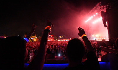 Είσαι όντως fan των London Grammar; Το opaponline.gr έψαξε τους αληθινούς γνώστες του συγκροτήματος