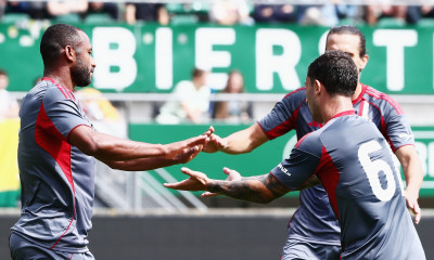 Αθλητικές μεταδόσεις: Πού θα δείτε το φιλικό του Ολυμπιακού, το Ελλάδα-Σερβία και τα ευρωπαϊκά ματς