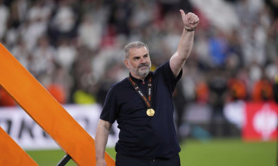 Άγγελος Ποστέκογλου: Υποψήφιος να αναλάβει τη Νότιγχαμ – «Ψυχρές» οι σχέσεις Μαρινάκη, Νούνο