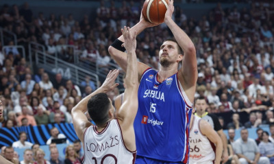 Eurobasket 2025, Λετονία – Σερβία 80-84: Το «3 στα 3» ήρθε με ρεκόρ καριέρας του Γιόκιτς!