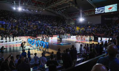 Συγκλονιστική στιγμή στο Κύπρος – Ελλάδα: Σε live εκτέλεση η ανάκρουση του κοινού εθνικού ύμνου!