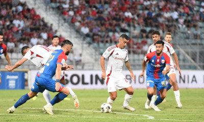 LIVE Βόλος - Ολυμπιακός: Η έξοδος των «ερυθρόλευκων» στο Πανθεσσαλικό