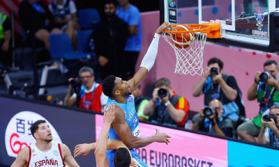 «Όλος ο κόσμος ψάχνει τρόπο να σταματήσει τον Γιάννη»: Στο Ισραήλ «πονοκεφαλιάζουν» με Αντετοκούνμπο