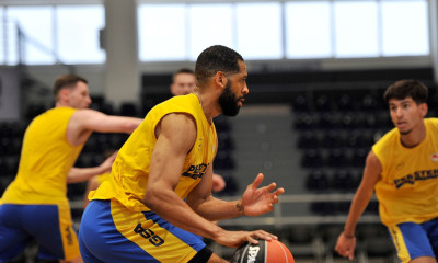 Φιλικό με το Μαρούσι στον Άγιο Θωμά για το Περιστέρι