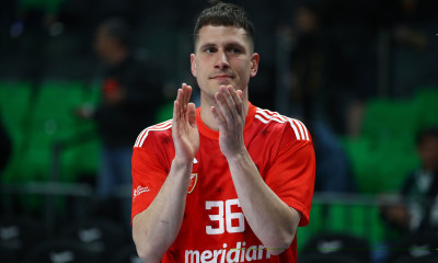 Μονακό: Ενίσχυση με Νεμάνια Νέντοβιτς