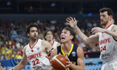 Eurobasket 2025: Τα highlights από τη νίκη της Τουρκίας επί της Σουηδίας - MVP ο Σενγκούν