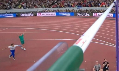 Τόκιο 2025: Τρομερή στιγμή - Η αγωνία Καραλή για το άλμα του Ντουπλάντις και το ξέσπασμα στο ρεκόρ