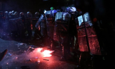 Europa League: Άγρια επεισόδια μεταξύ οπαδών του Ερυθρού Αστέρα και της Σέλτικ στο Βελιγράδι