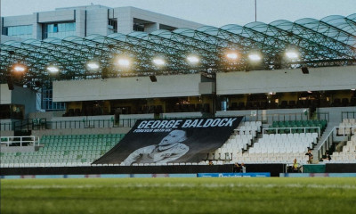 Συγκίνηση στη Λεωφόρο για τον Τζορτζ Μπάλντοκ - Τα πανό για τον έναν χρόνο από τον άδικο θάνατό του