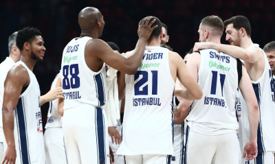 Αναντολού Εφές: Μετά τον Ολυμπιακό, θέλει στο καναβάτσο και τους «πράσινους»