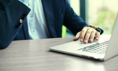 Οι νέες τεχνολογίες αλλάζουν το τοπίο των μικρομεσαίων επιχειρήσεων στην Πάτρα