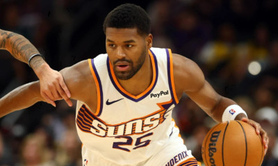 Ερυθρός Αστέρας: "Κόπηκε" ο Μπάτλερ