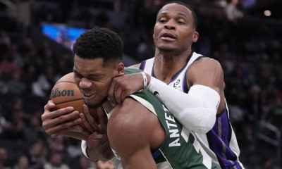 NBA: Κυρίαρχος, αλλά και μοιραίος ο Γιάννης Αντετοκούνμπο στην ήττα των Μπακς από τους Κινγκς